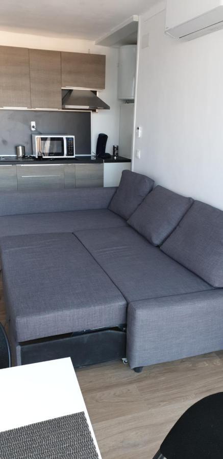Les Pieds Dans L' Eau Apartment Empuriabrava Exterior photo