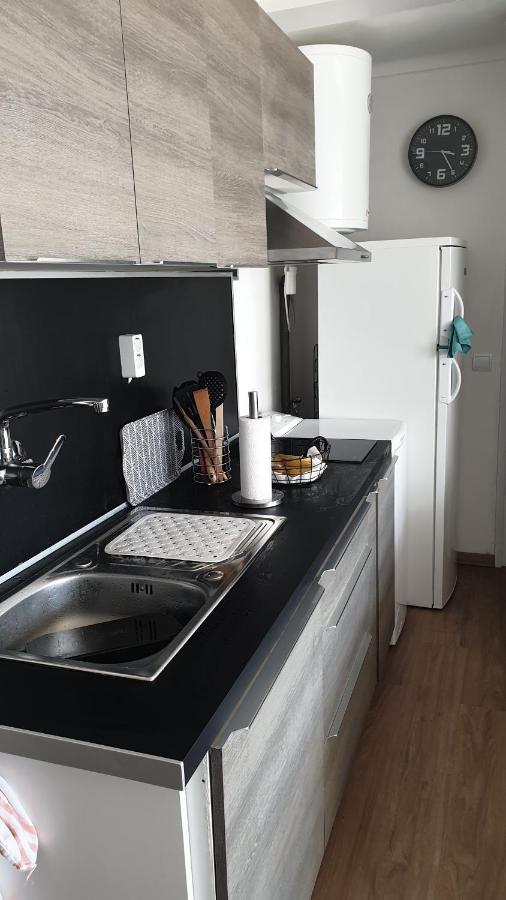 Les Pieds Dans L' Eau Apartment Empuriabrava Exterior photo