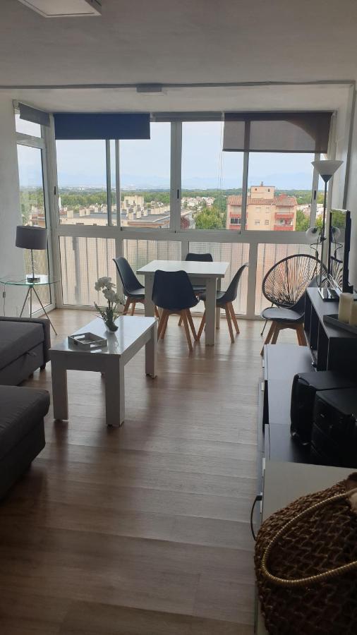 Les Pieds Dans L' Eau Apartment Empuriabrava Exterior photo