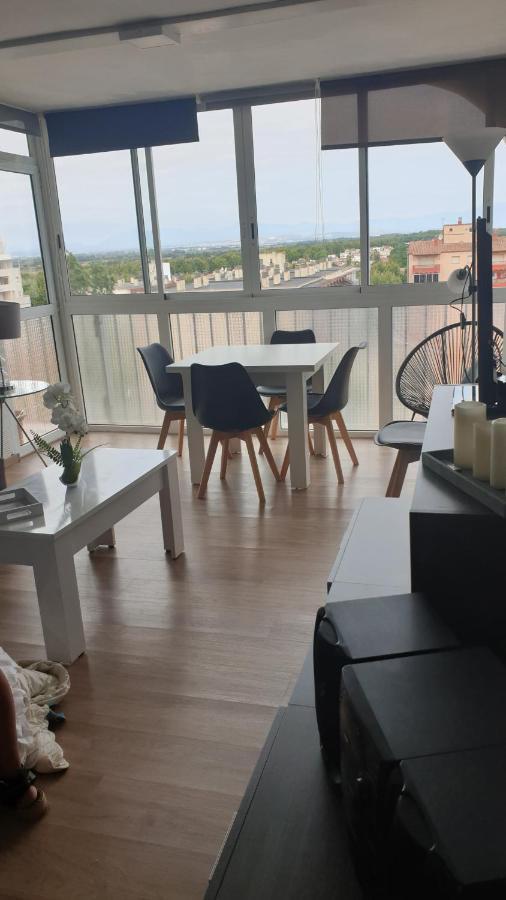 Les Pieds Dans L' Eau Apartment Empuriabrava Exterior photo